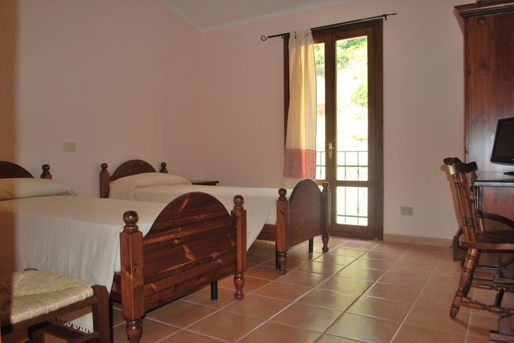 Bed & Breakfast Punto Di Ristoro Uttolo Baunei